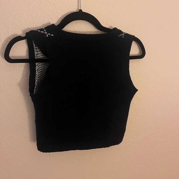 Block Vest
Amazon - Picture 2 of 2